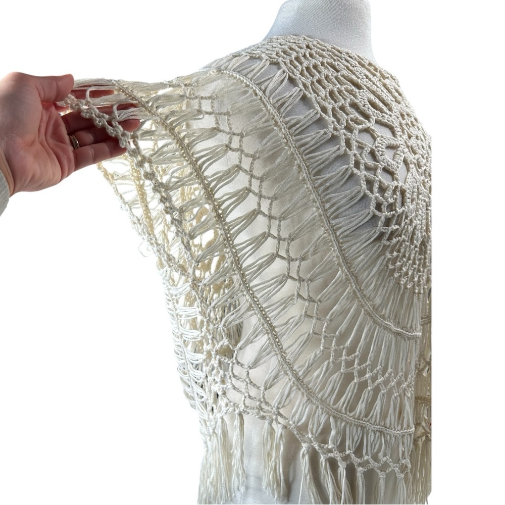 Forever21 Crochet Top Beach Cover Up Cream Fringe Poncho Crochet Shirt Summer - Picture 6 of 13